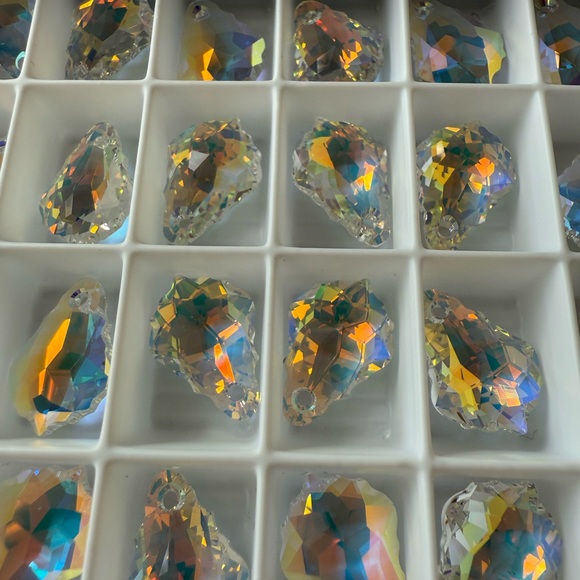 COPY - Swarovski AB CRYSTALS - Picture 3 of 5